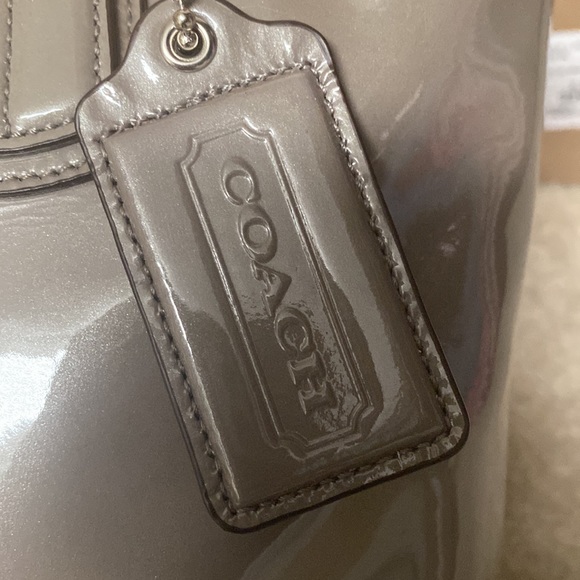 Coach 18770 grey patient leather tote euc - Picture 7 of 11